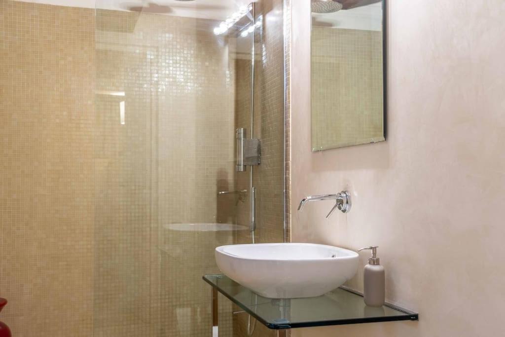 Verdi With Terrace Appartamento Firenze